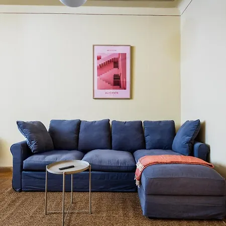 Appartement Super Zentral Super Schoener Altbau In Moabit Rostockerstrasse Im Herzen Von Fuer Bis Zu 6 Personen
