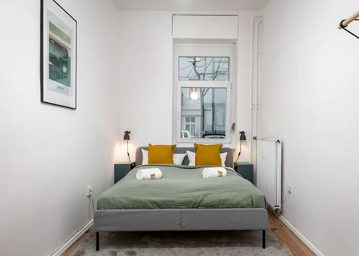 Super Zentral Super Schoener Altbau In Moabit Rostockerstrasse Im Herzen Von Fuer Bis Zu 6 Personen Apartamento